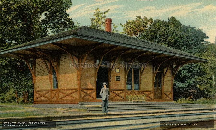 Postcard: Conimicut Station, Conimcut, Rhode Island